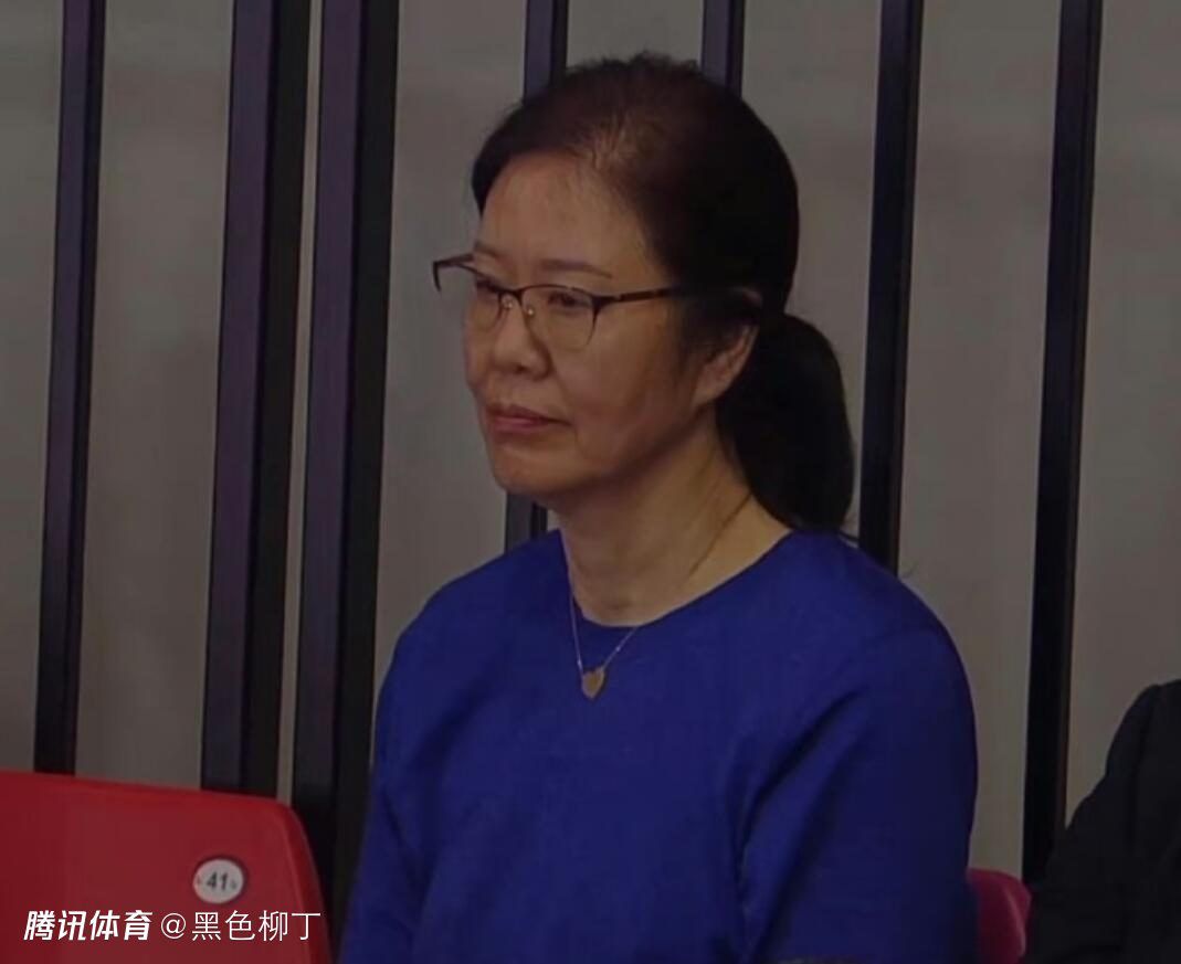 5：租借到其他俱乐部的外籍球员占用原(租出)俱乐部外籍球员注册名额。
